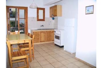 Pensiune familială Agia Efimia 4